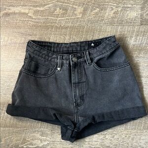 Women Thrills Joni Black Shorts Size 26